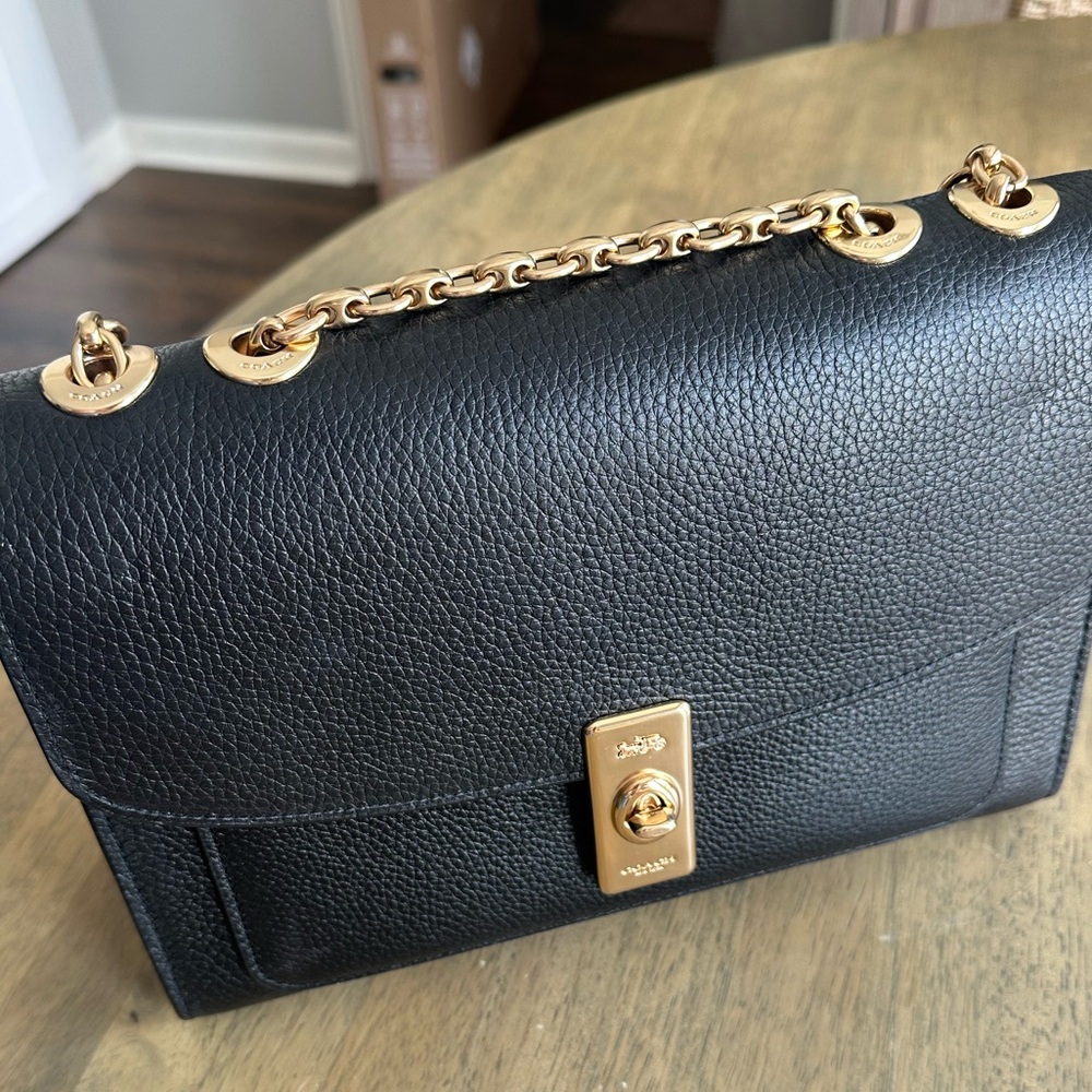 Coach Black Leather Shoulder Bag with Gold Chain - Picture 2 of 6